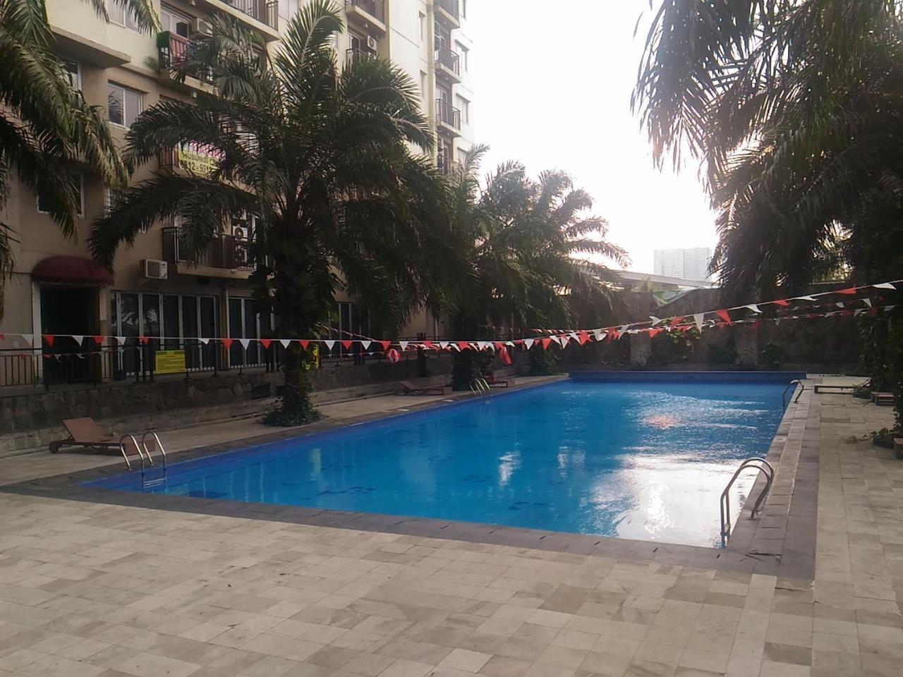 Apartemen Comfortable 2br Mutiara By Travelio